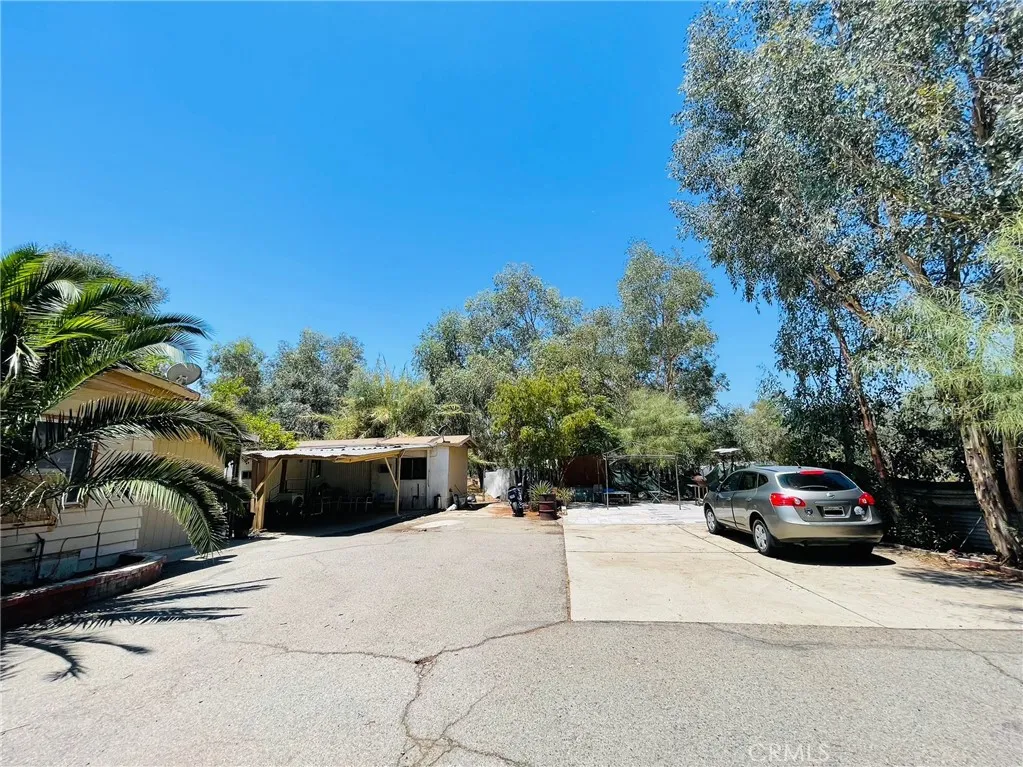 28875 10th Street, Lake Elsinore, California 92532 home-pic-15